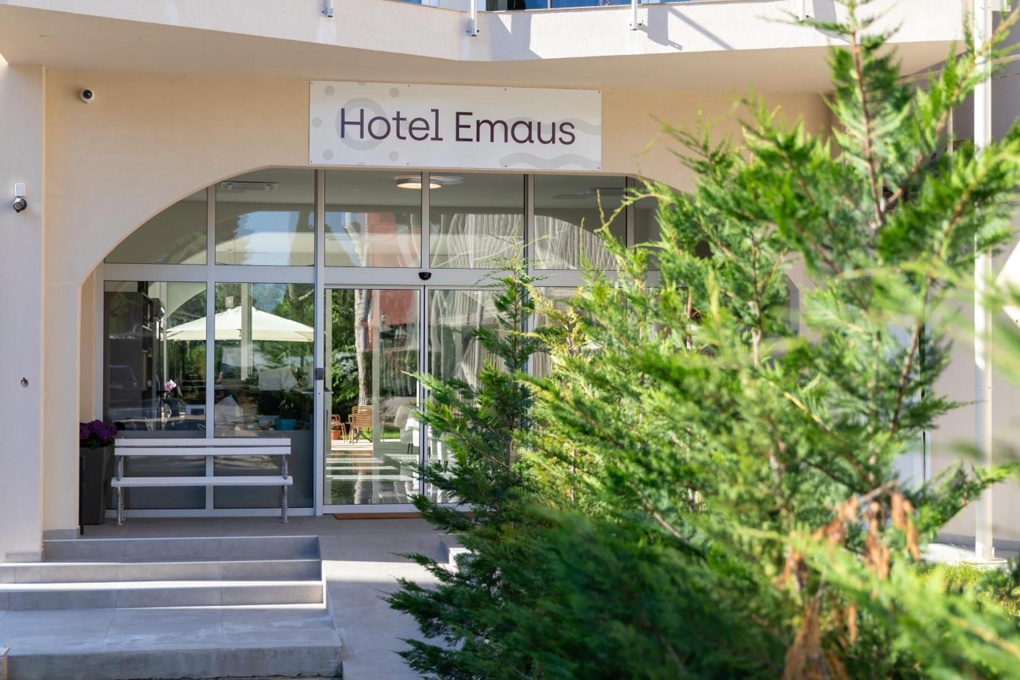 Hotel Emaus Novigrad Istria 외부 사진