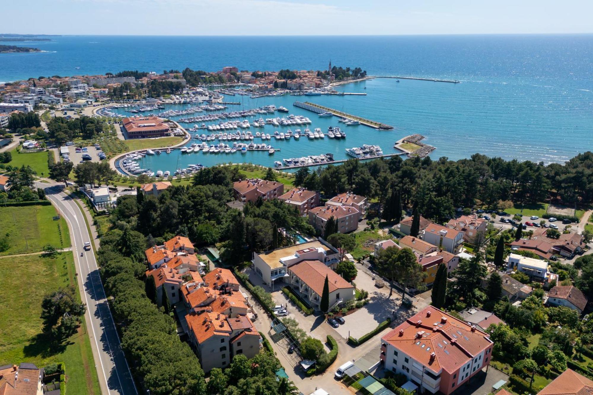 Hotel Emaus Novigrad Istria 외부 사진