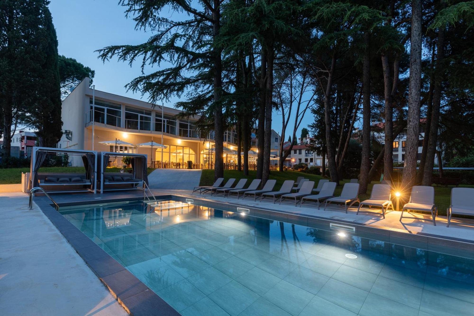 Hotel Emaus Novigrad Istria 외부 사진